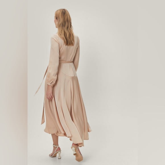 Champagne satin wrap dress - Picture 2 of 4